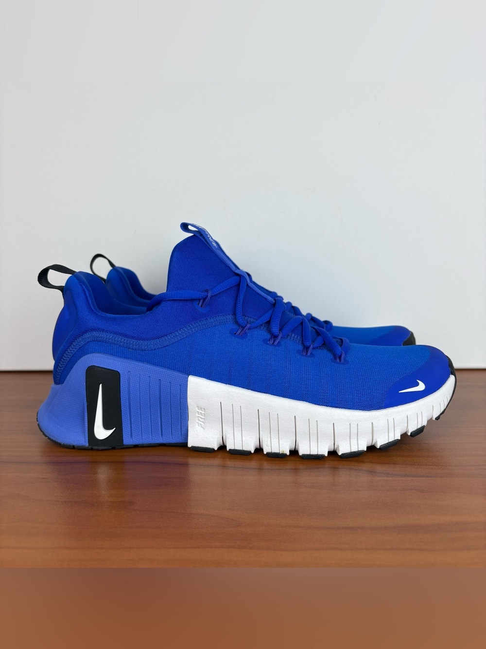 Nike Free Macon 6 Training Shoes - Picture 2 of 14